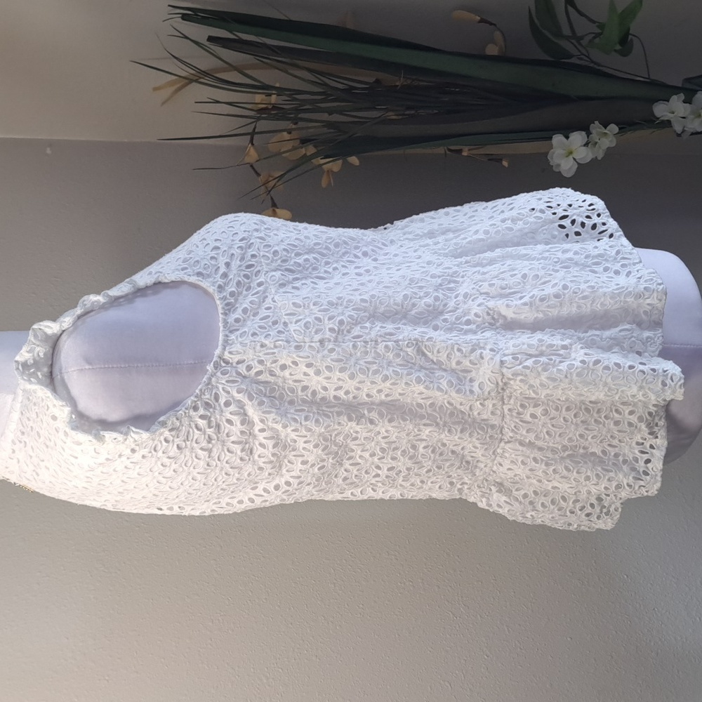 Kate Spade Embroidered Eyelet White Top Zipper Back Lined Ruffle Sz 0 - Picture 14 of 16